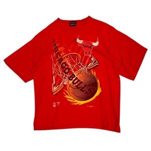 Magic Johnson T's - Chicago Bulls Red Vintage 90s T-Shirt